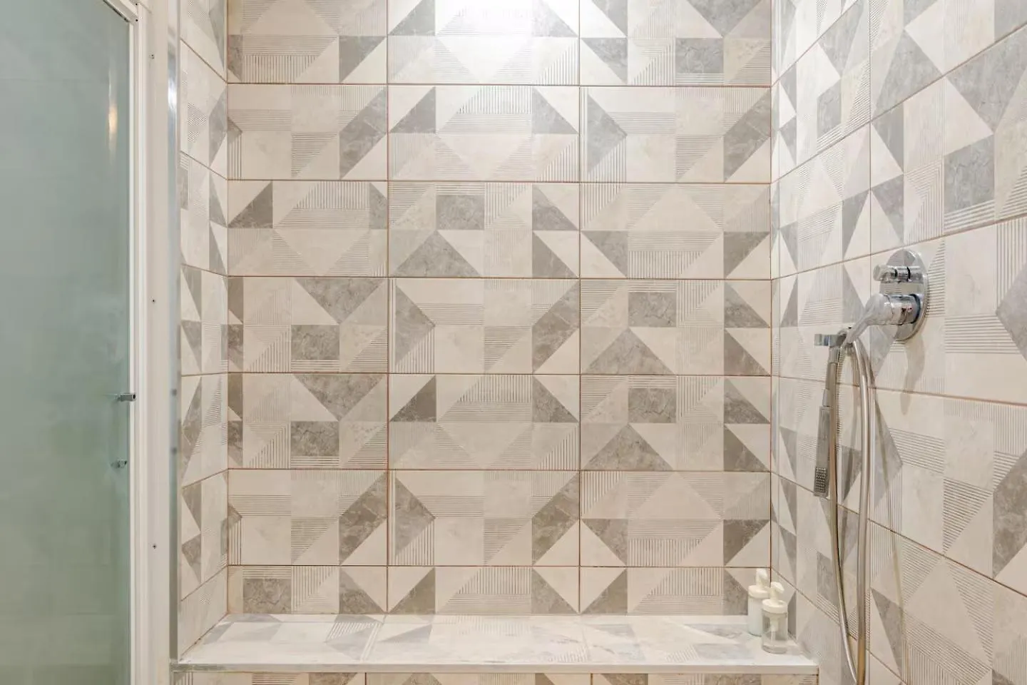 Crystal Home Mi With Xxl Shower Milan 0*,
